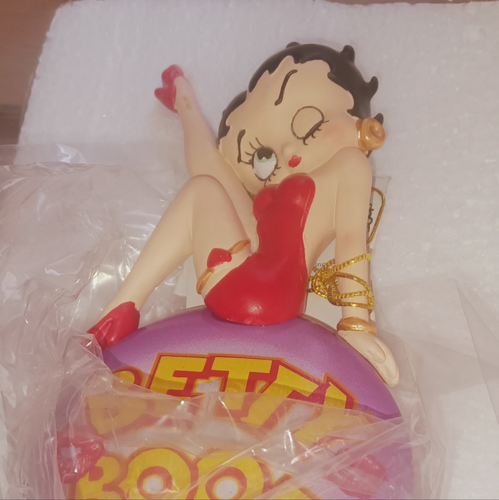 Betty Boop Figurine with Red Dress